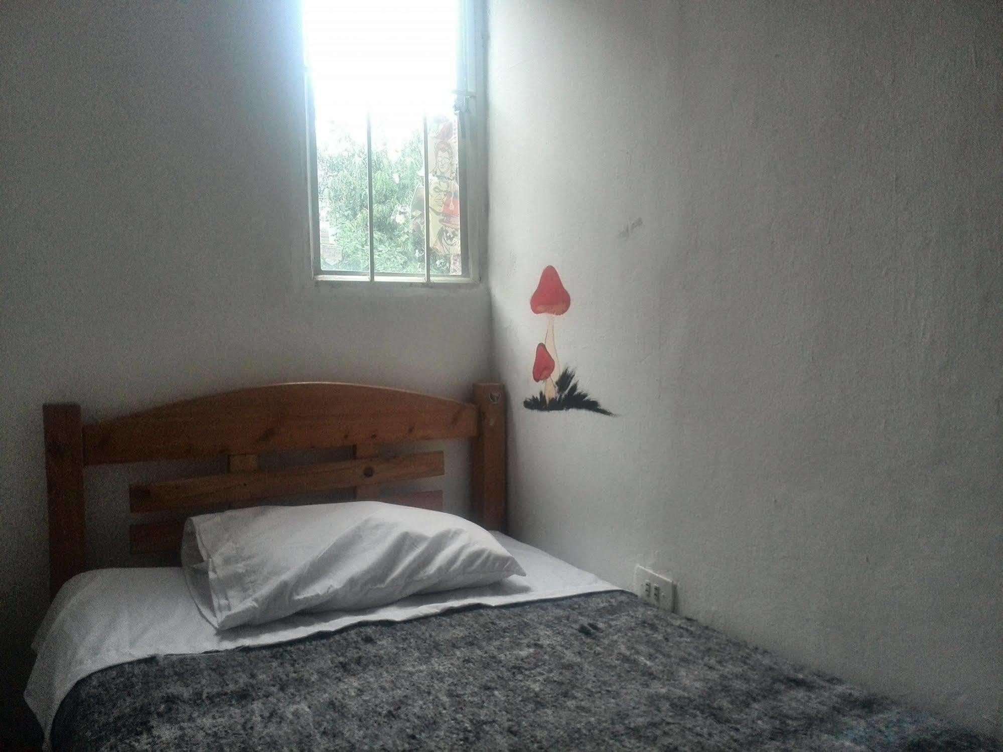 Hostal Chorro De Quevedo Bogotá Exteriör bild